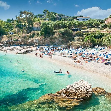 Wave Luxury Apartments Kassiopi Bagian luar foto