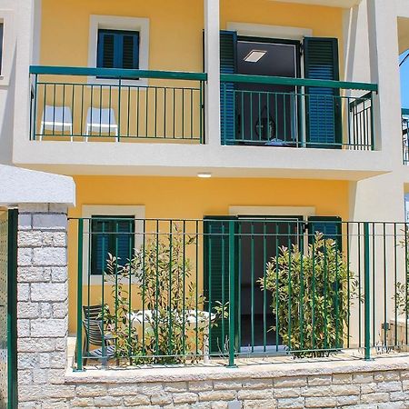 Wave Luxury Apartments Kassiopi Bagian luar foto
