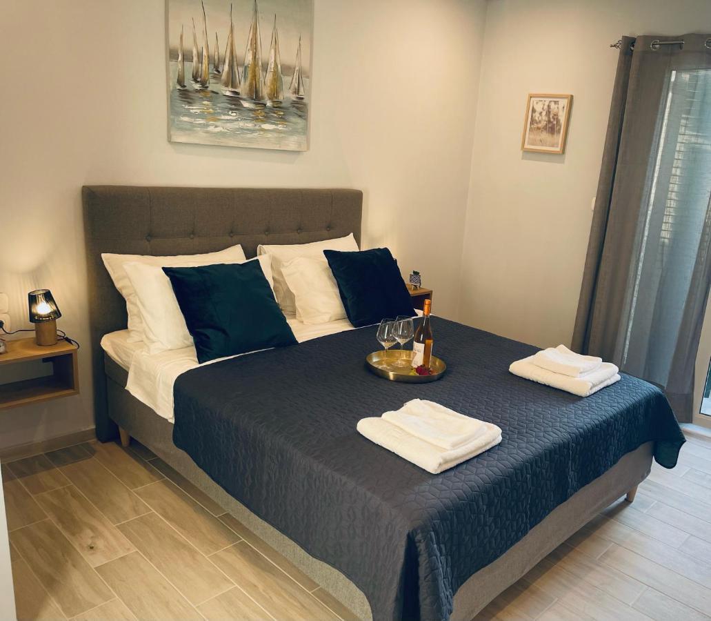 Wave Luxury Apartments Kassiopi Bagian luar foto