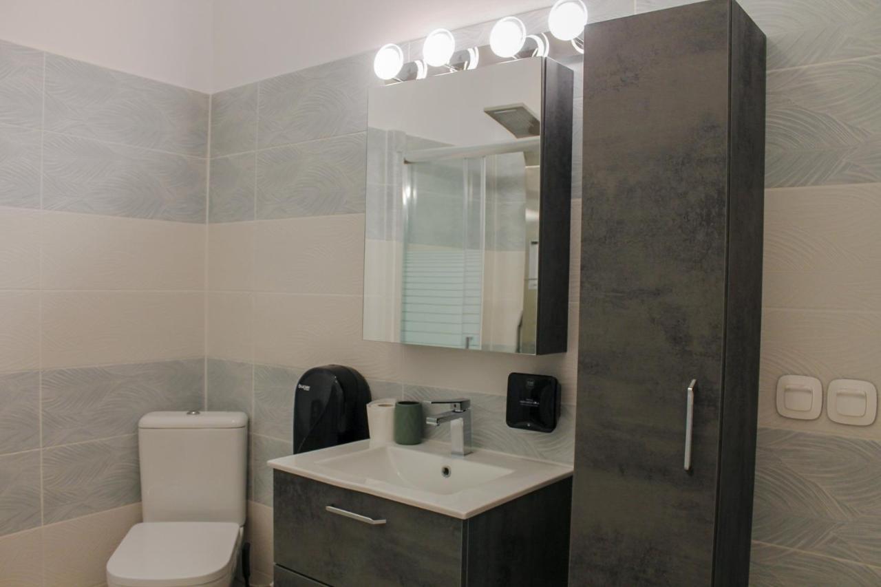 Wave Luxury Apartments Kassiopi Bagian luar foto