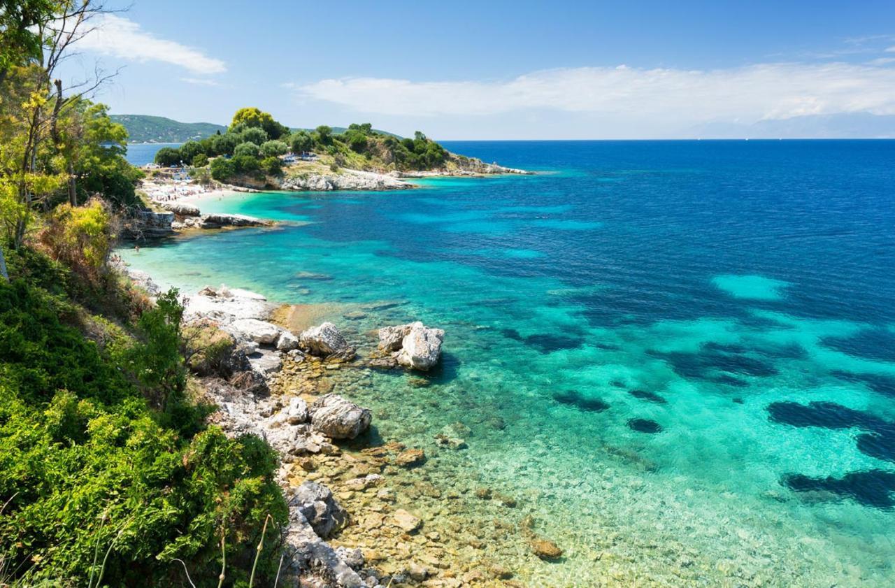 Wave Luxury Apartments Kassiopi Bagian luar foto