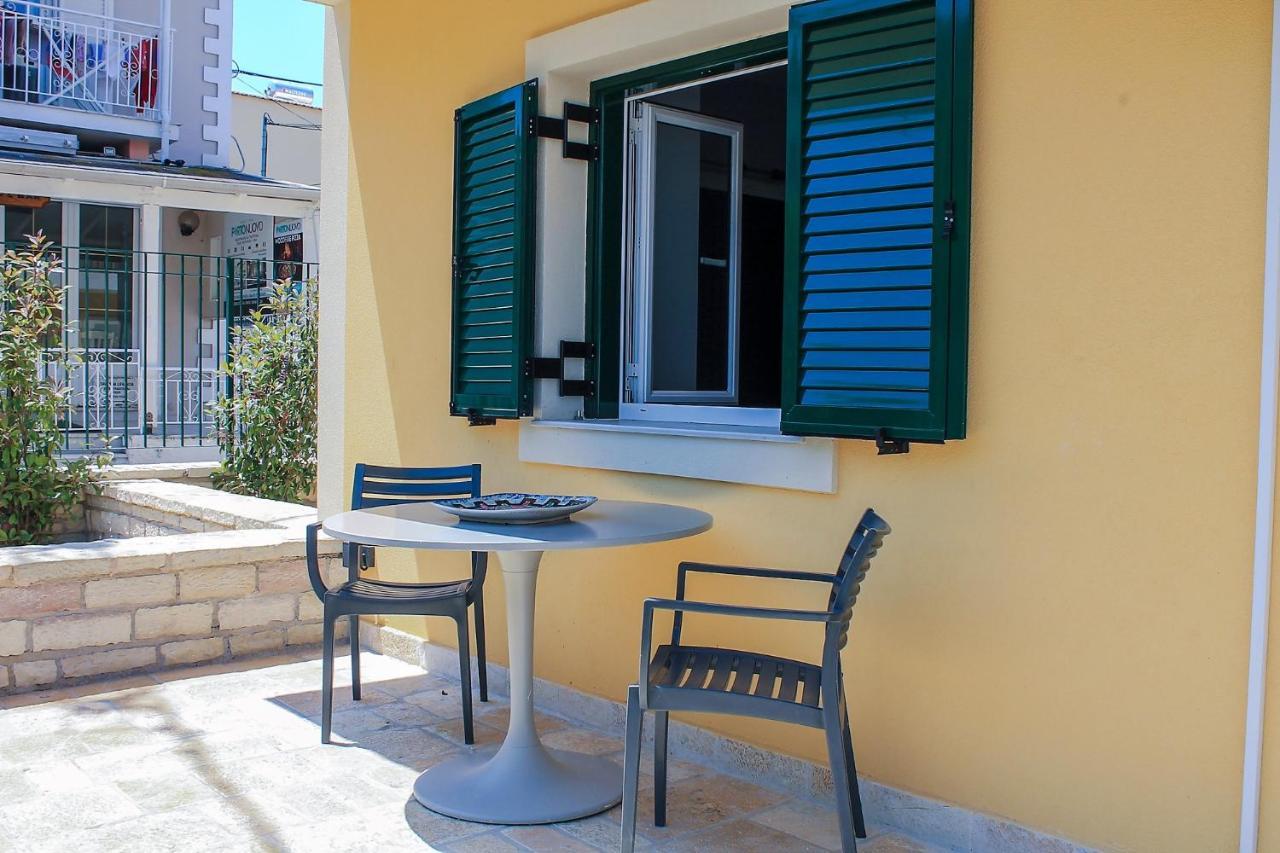 Wave Luxury Apartments Kassiopi Bagian luar foto