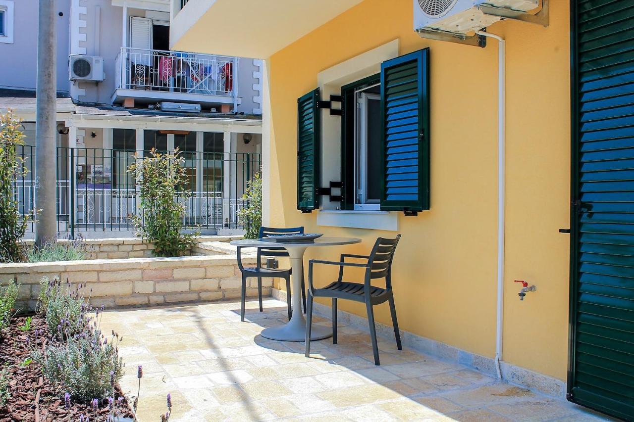 Wave Luxury Apartments Kassiopi Bagian luar foto